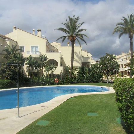 Apartment In El Paraiso - Near Puerto Banus Естепона Екстериор снимка